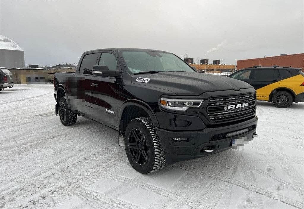 Van Ram 1500 LMITED