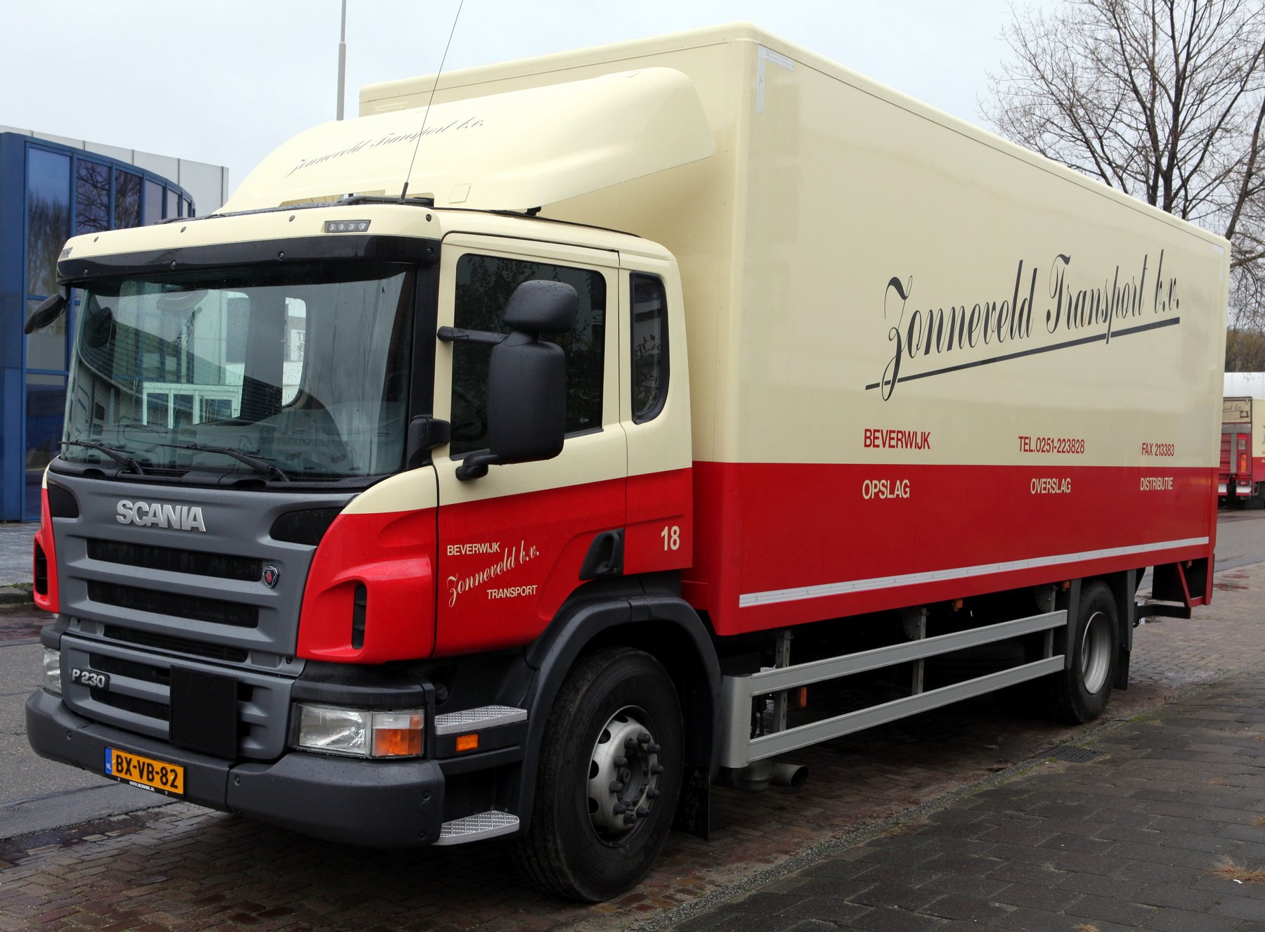 Truck Scania P 94 DB4X2NB/590