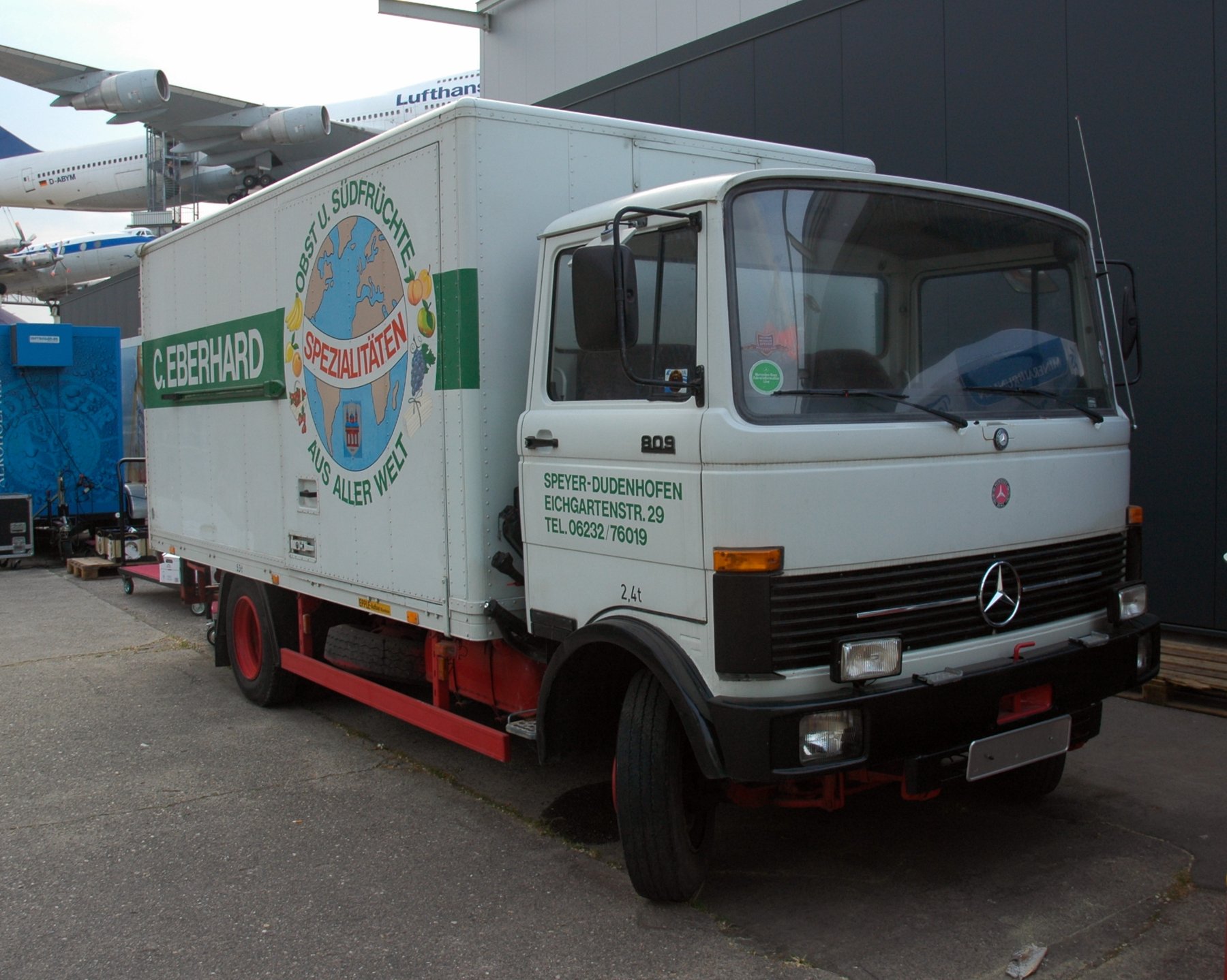 Truck Mercedes Benz 809-I