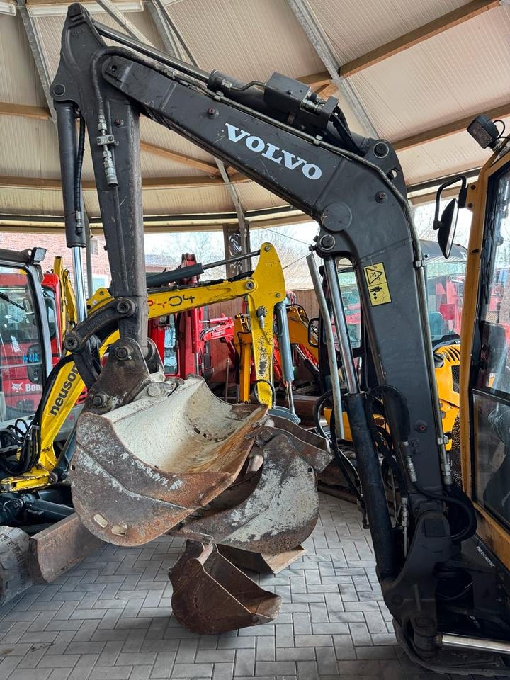 Volvo ECR28