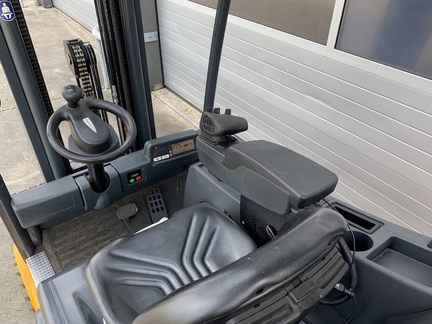 Electric forklifts Jungheinrich EFG320 Heftruck