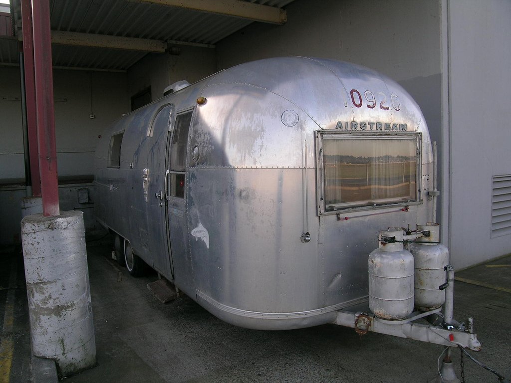 Airstream OVERLANDER