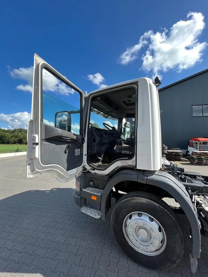 Truck Scania P 93 MK-6X4/460+135