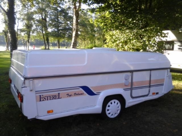 Anhänger ESTEREL S 42