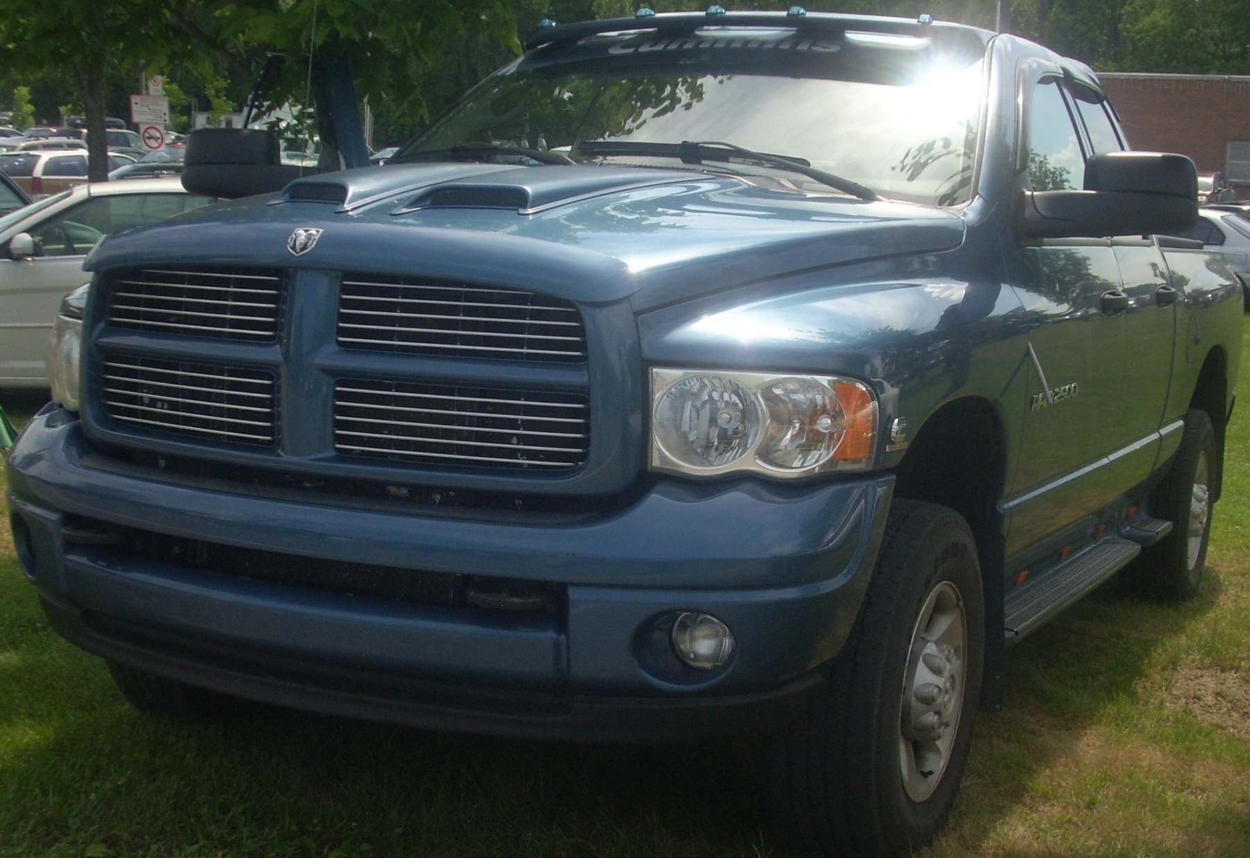Van Dodge DODGE RAM 2500 CREW CAB