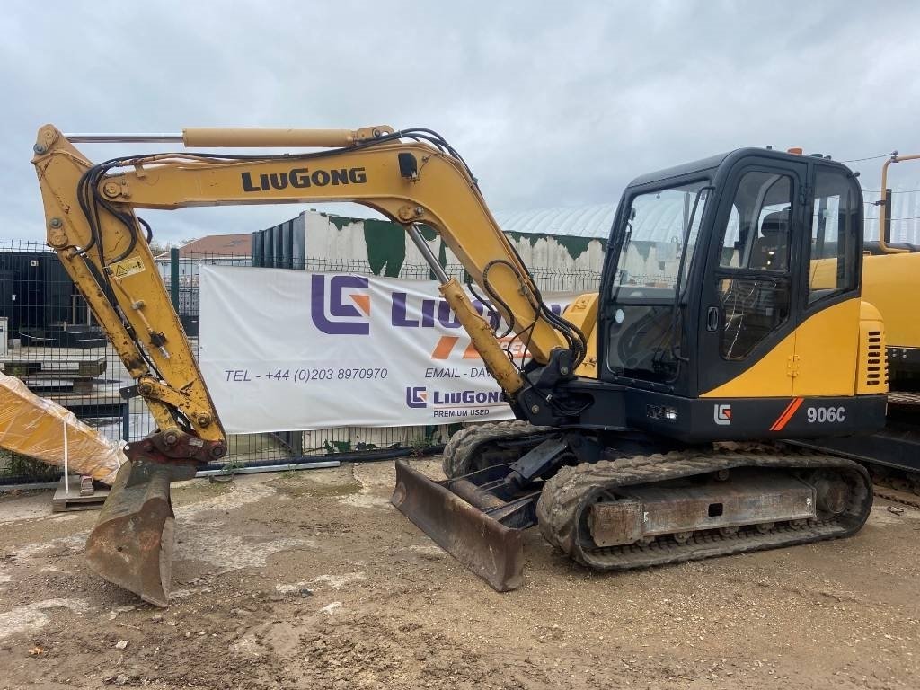 Liugong CLG906C