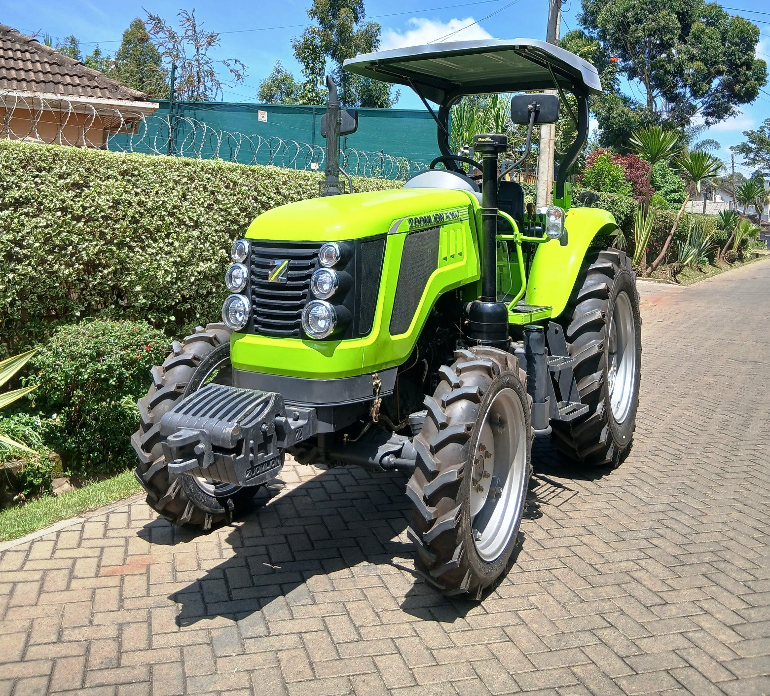 Traktor Chery RK704