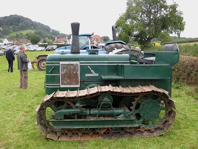 Traktor Track Marshall 1600