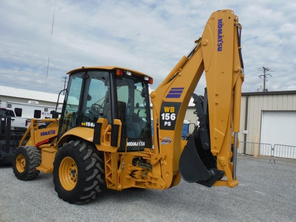 Komatsu WB156-5