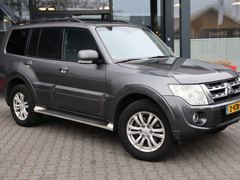 Mitsubishi PAJERO TD GL HRLS