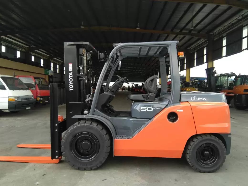 Dieselstapler Toyota 40-8FD50N