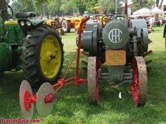 International Harvester 10-20 INDUSTRIAL