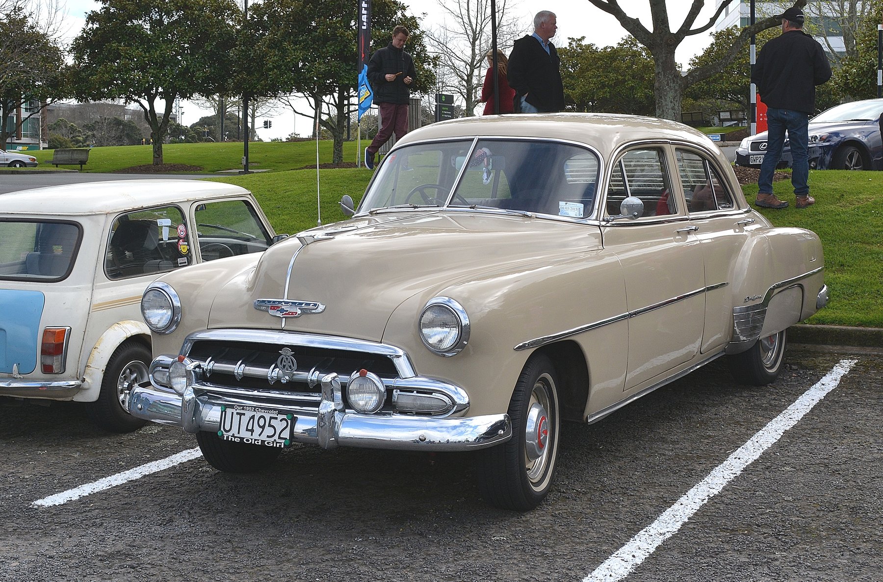 Van Chevrolet DE LUXE