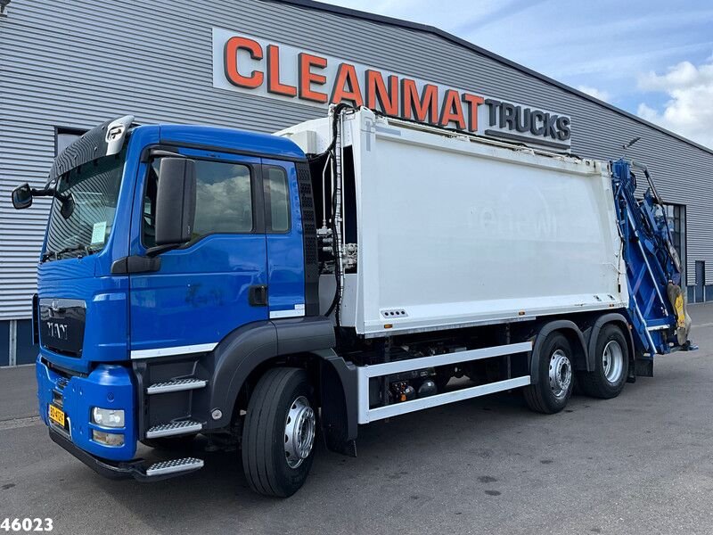 Truck MAN TGS 28.320 6X2-2 BL