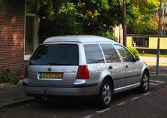 Volkswagen GOLF VAR. VAN TDI 81 KW