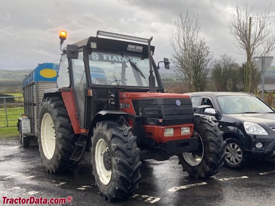 Tractor Fiat 82-94DT/4