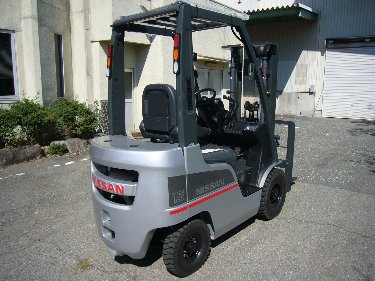 Treibgasstapler Nissan MJG1F4F50LV