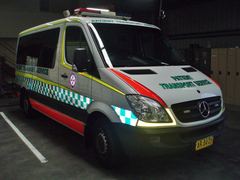 Mercedes Benz AMBULANCE E 270 CDI-211616/357