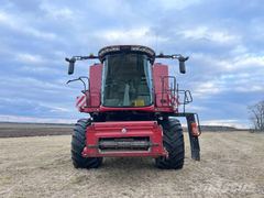 Case IH Axial Flow 8240