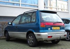 Mitsubishi SPACE RUNNER GLXI A/T PV