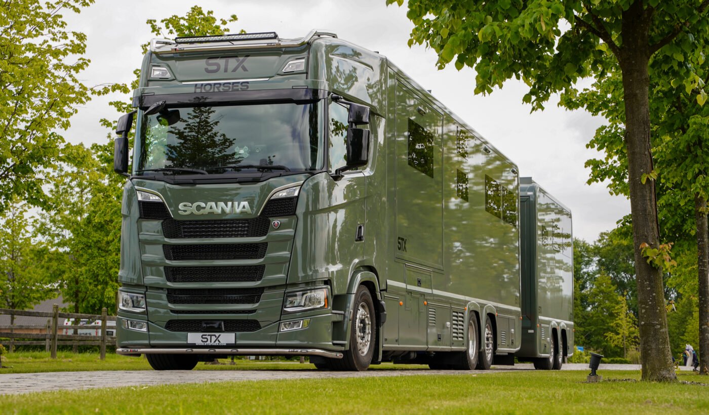 Samochód ciężarowy Stx STX S770