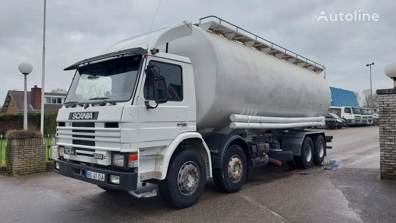 Lastwagen Scania P113 HL-BF6-8X2
