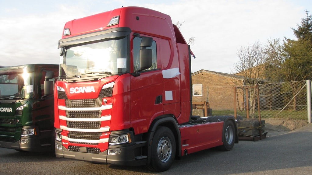 Truck Scania R 410 A6x2/2NA