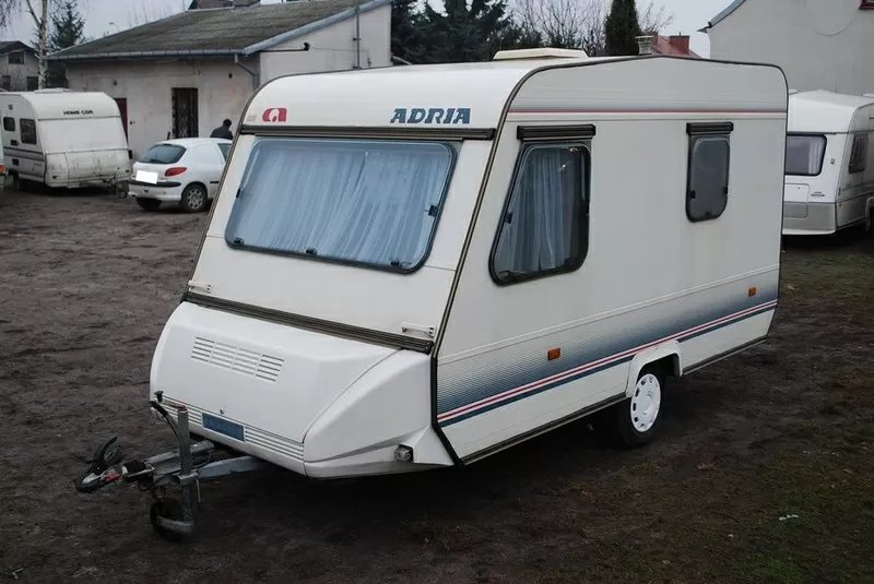 Anhänger Adria 4270 TD