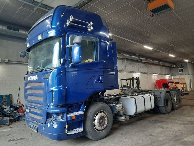 Truck Scania 480LB 6X2 4HNB