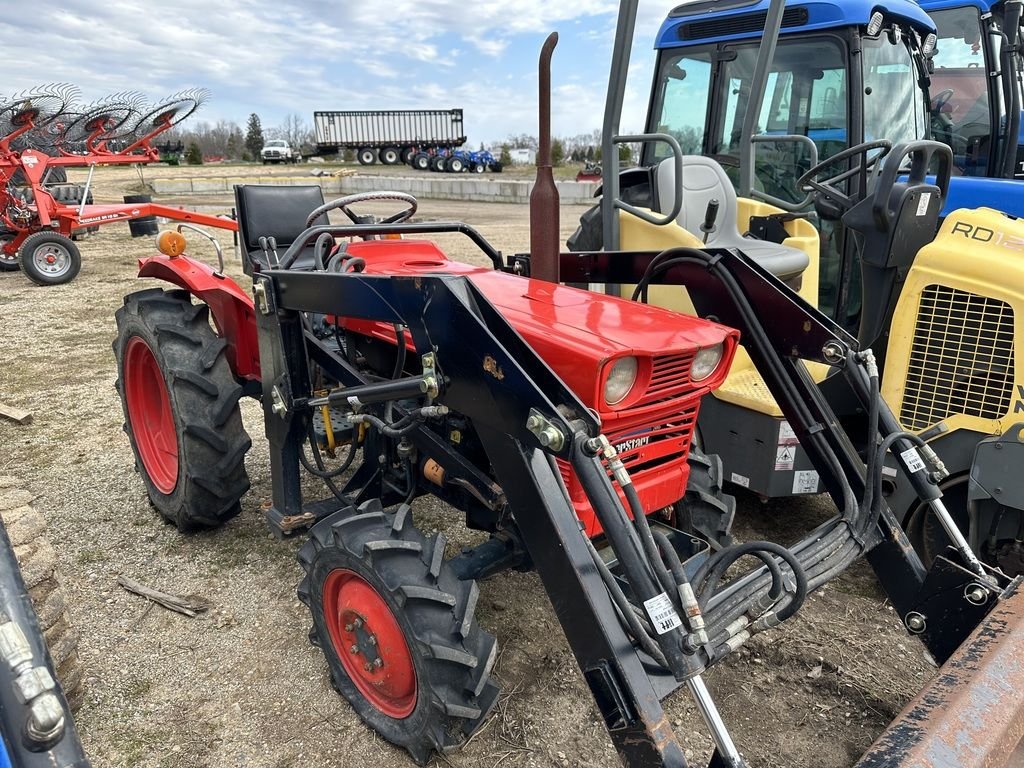 Tractor Zen Noh Z1100