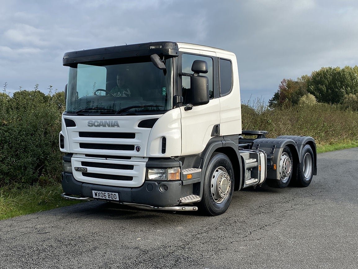 Truck Scania P 420 B 6X2