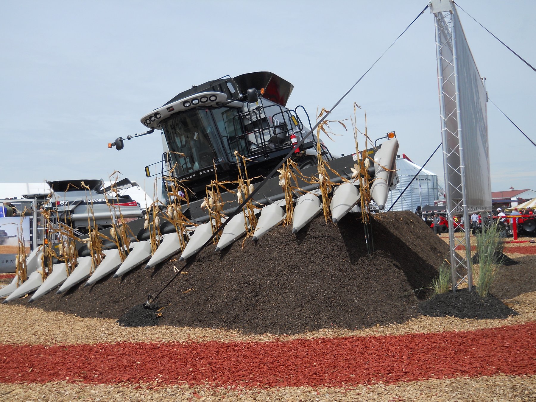 Harvester AGCO Gleaner S77 Tritura
