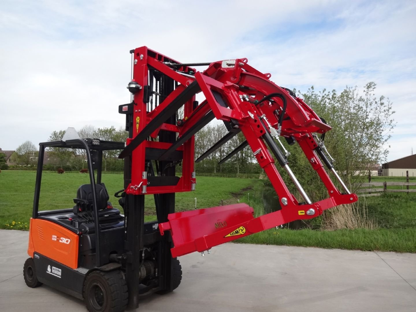 WIFO Forward tipping rotators