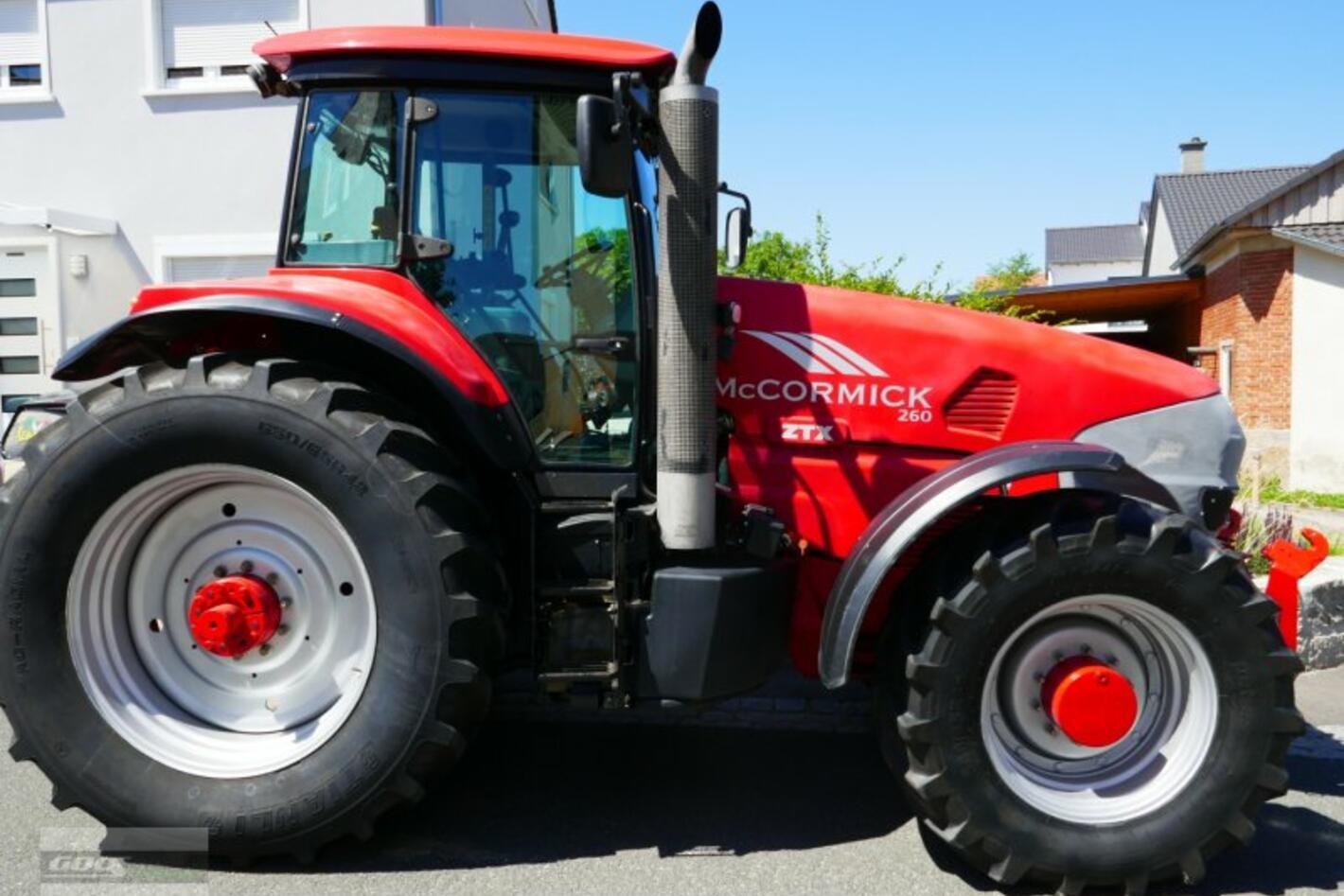 Tractor McCormick ZTX 230