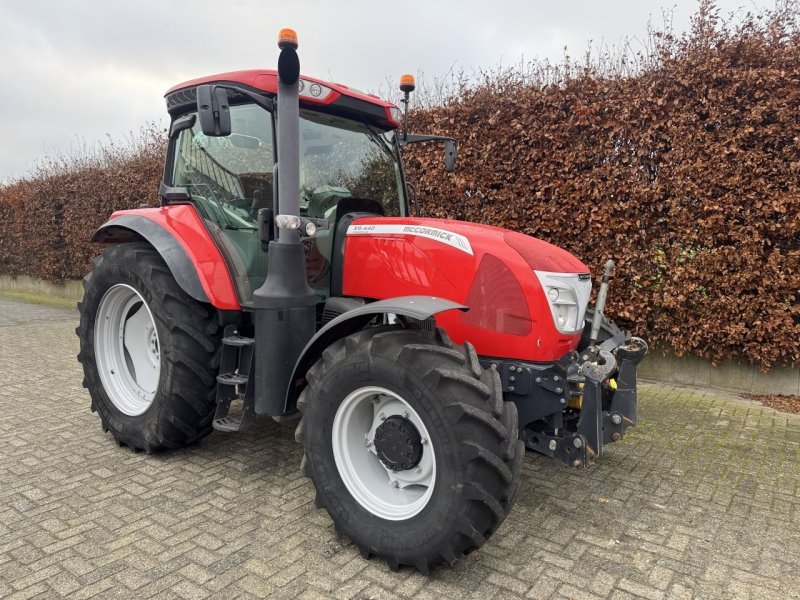 Tractor McCormick X5.40
