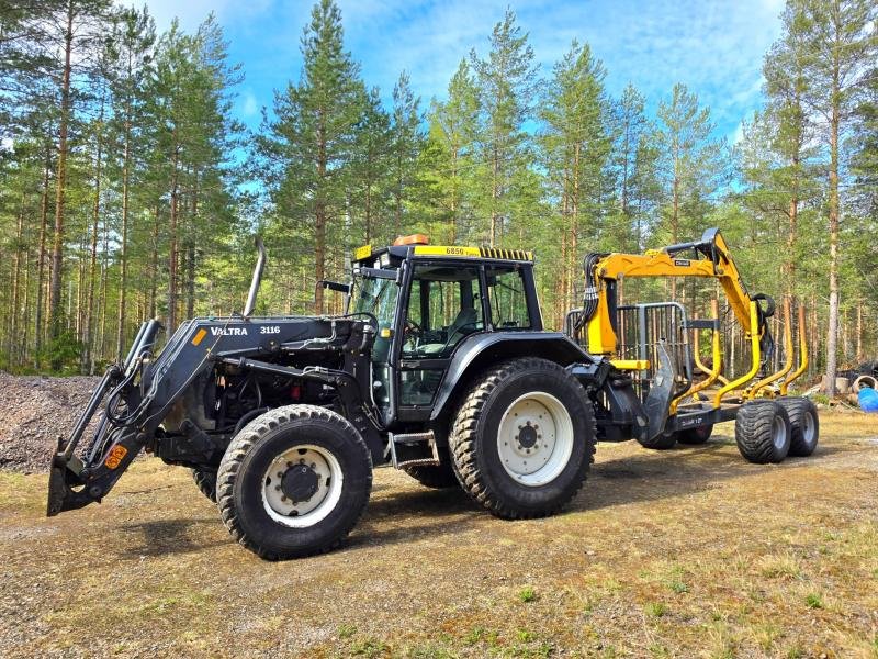 Traktor Valtra 6850-4X4/233