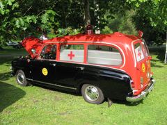 Mercedes Benz AMBULANCE