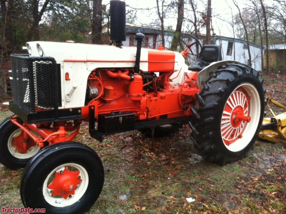 Tractor JI Case 701-B