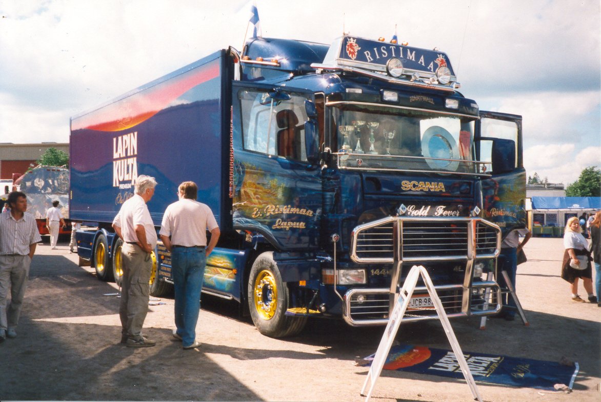 Truck Scania R144
