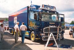Scania R144