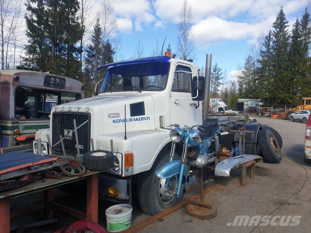 Truck Volvo N07-1-V4X2