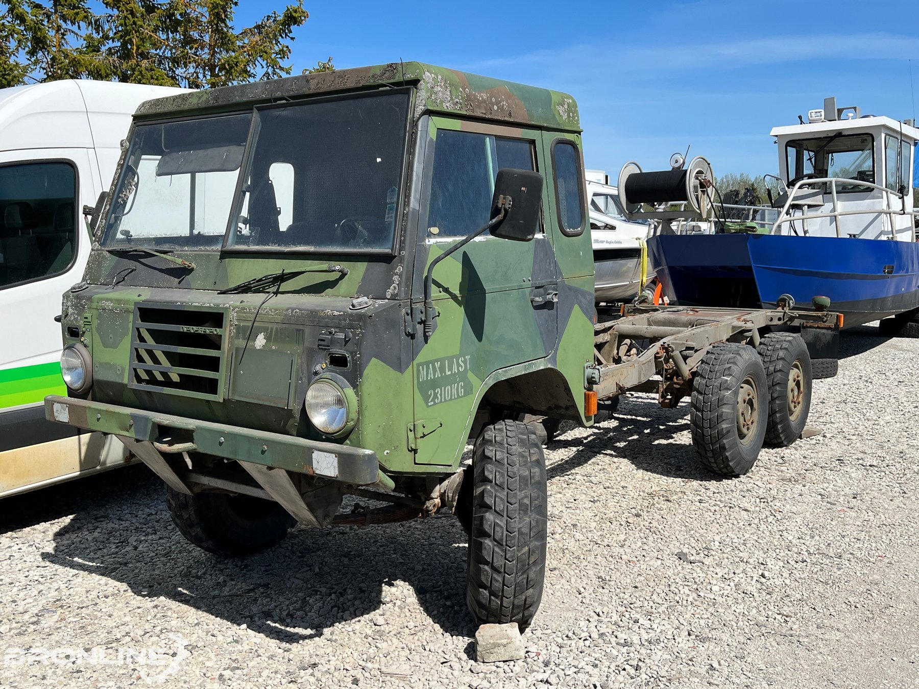 Truck Volvo TGB 211 AMT
