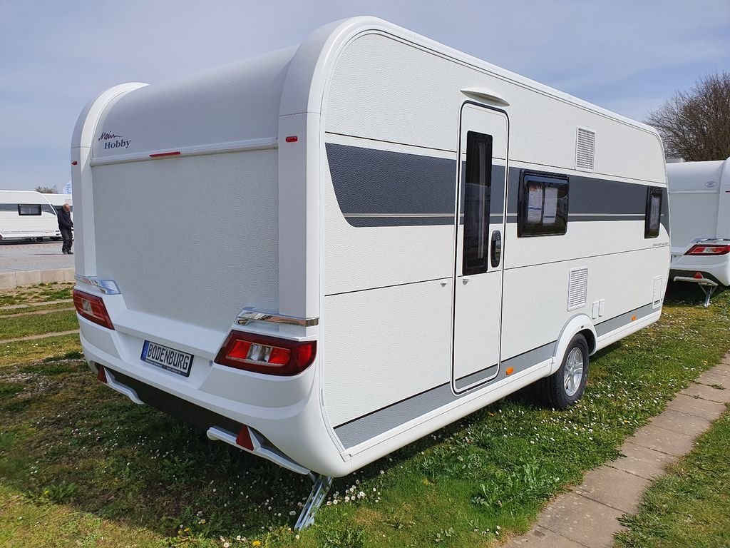 Przyczepy samochodowe do 3,5 t HOBBY Excellent 560 KMFE
