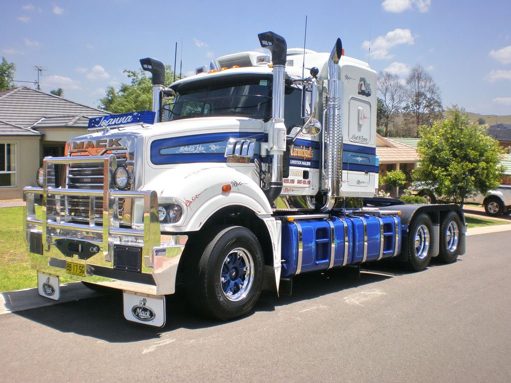 Mack WS712LST