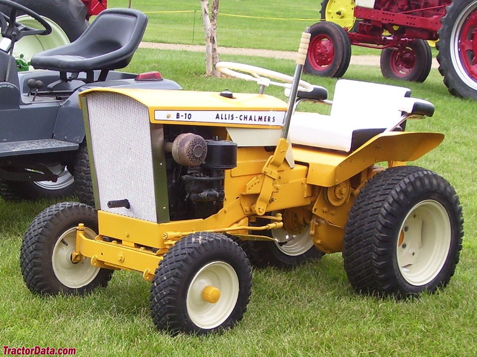 Ride-on mowers Allis Chalmers B-10