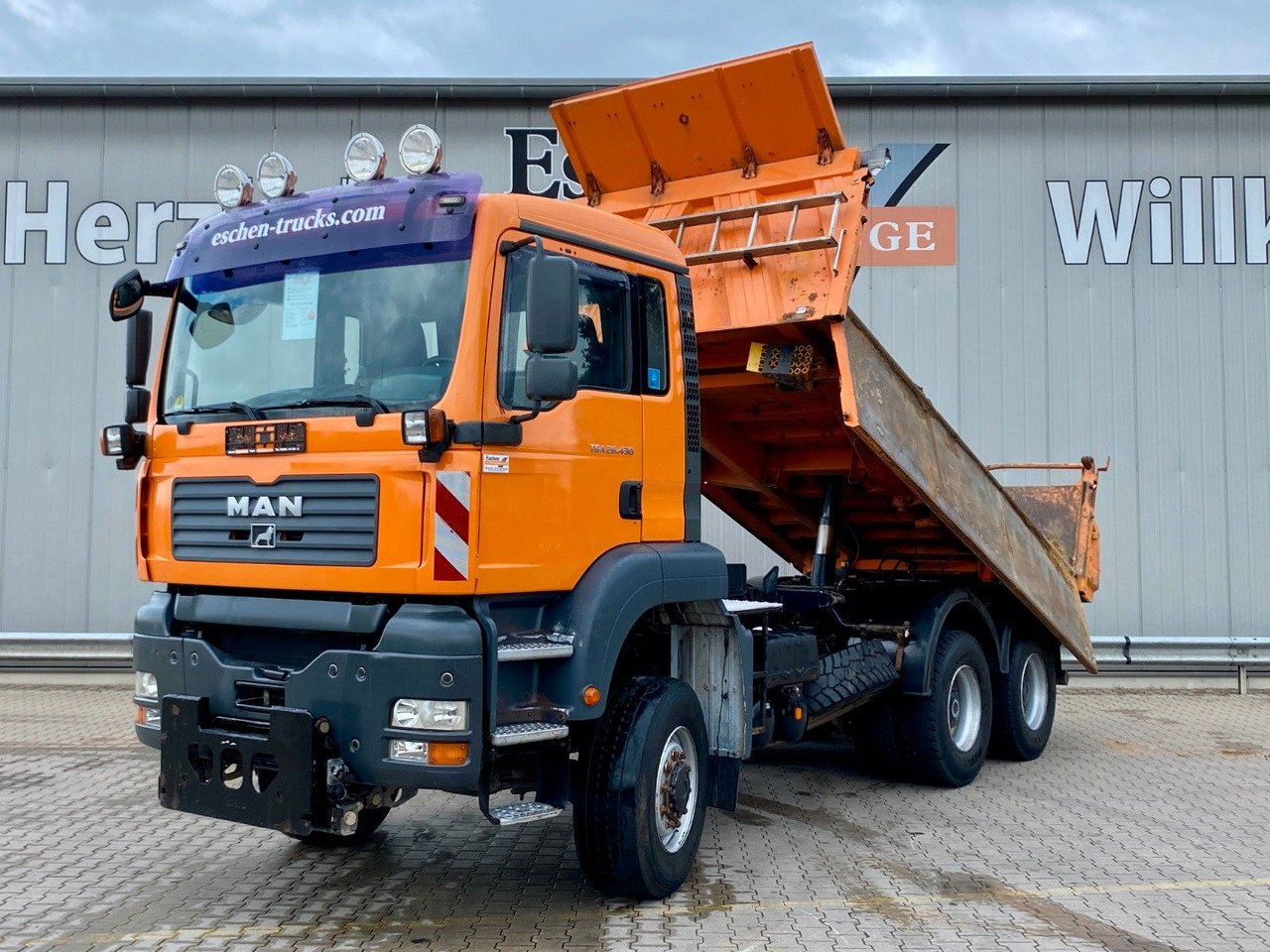 Truck MAN TGA 26.430 6X6 BB
