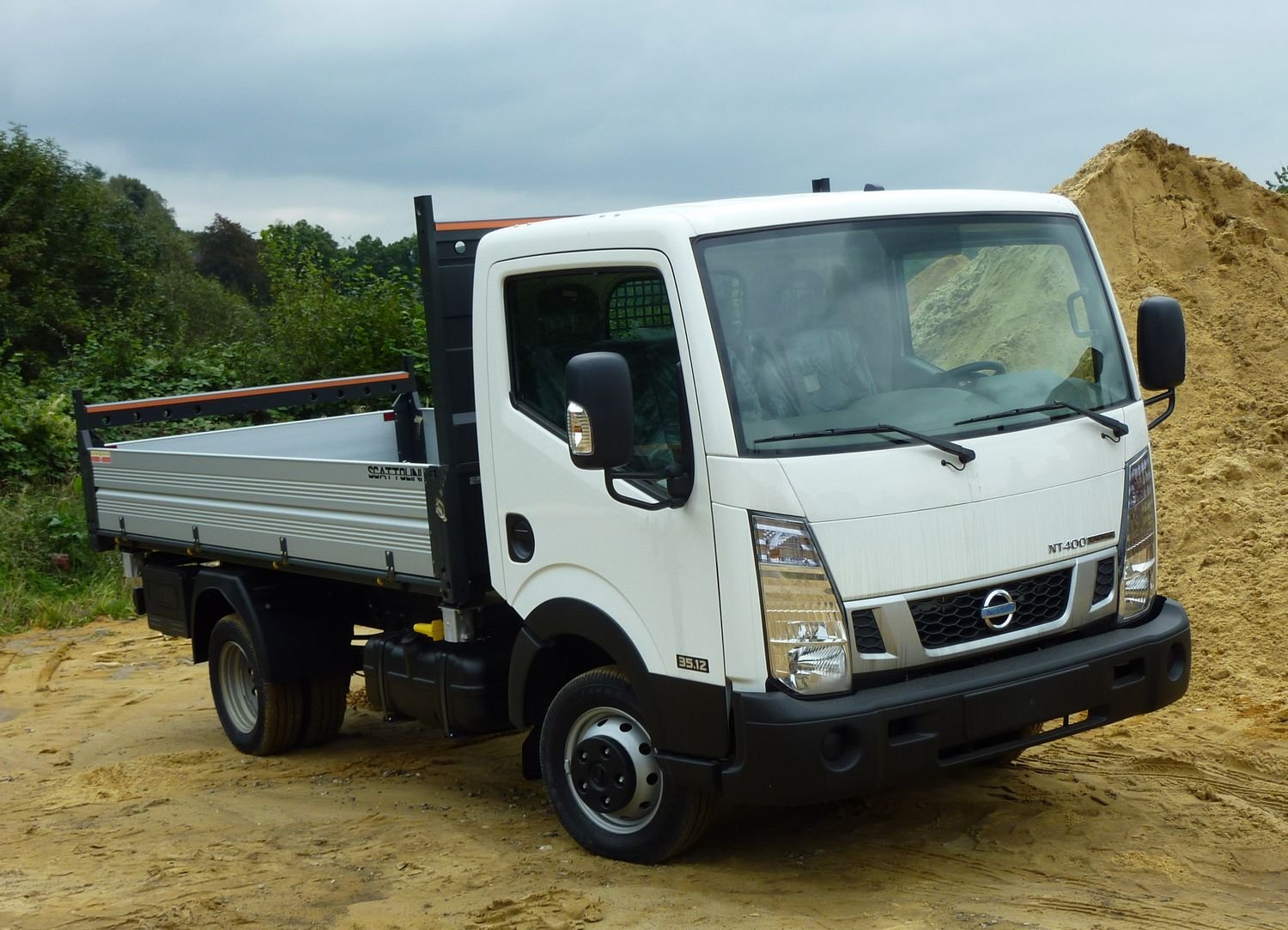 Van Scattolini NISSAN NT400