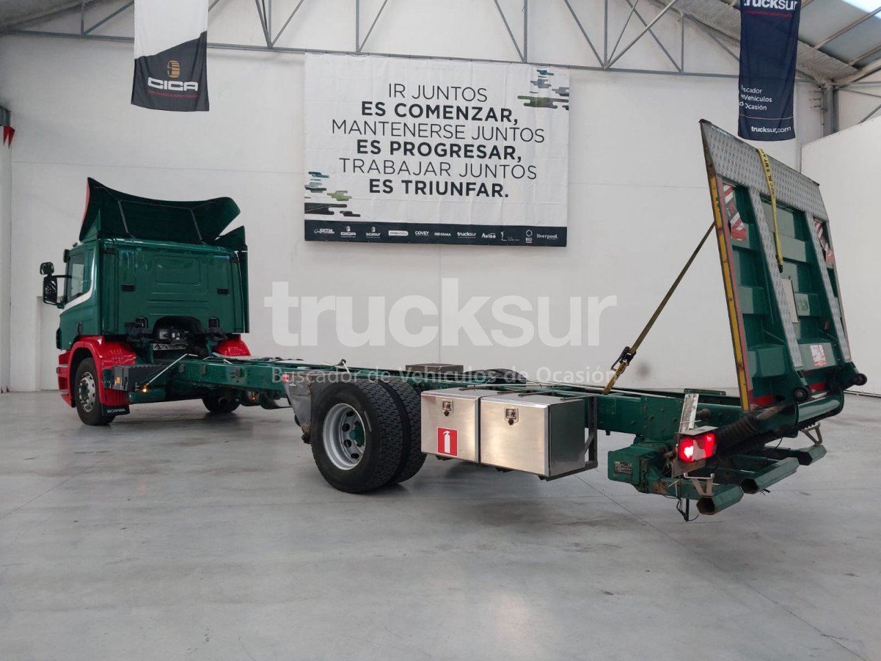 Truck Scania P124 GB8X2*6 NA 18190