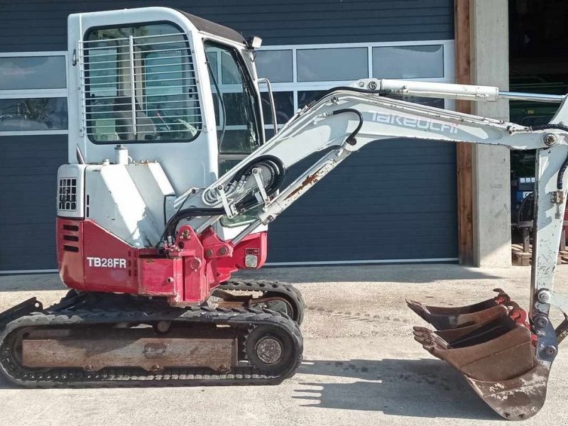 Takeuchi TB28FR