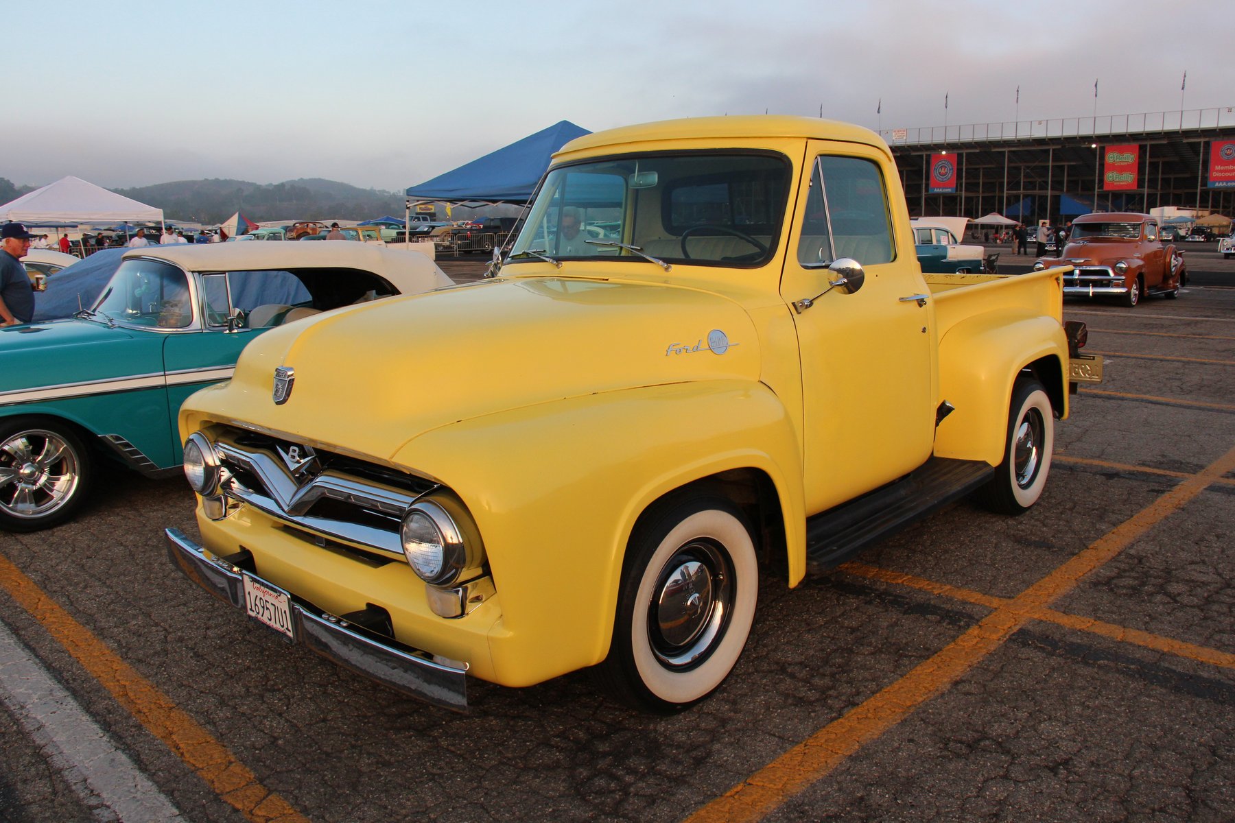 Van Ford F 350 CUSTOM CAB